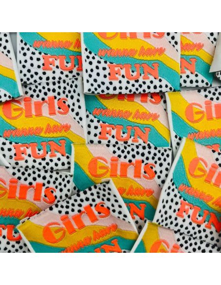 Satz von 5 gewebten Aufnähern zum Aufnähen Girls wanna have fun