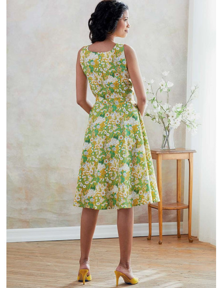 Kleidmuster, Gürtel und Handtasche - Butterick 6674