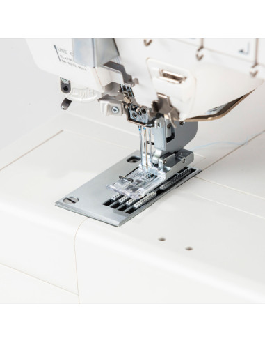 Janome CoverPro 3000 Professional Coverstitch-Maschine
