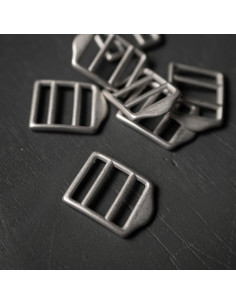 Matte Nickel Metallverstellschlaufe Merchant & Mills 25 mm