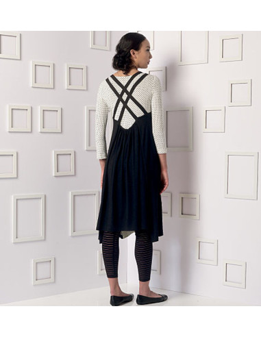 Oberteil, Kleid und Strumpfhosenmuster - Vogue 9108