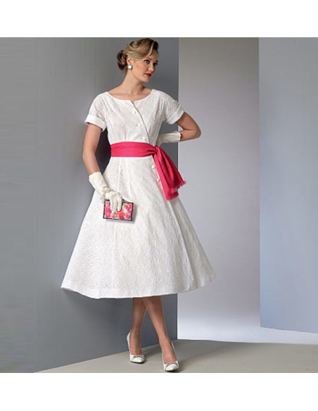 Kleid- und Gürtelmuster - Vogue 9105