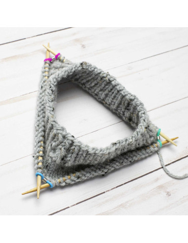 Set aus 6 mehrfarbigen Maschenstoppern für Stricknadeln