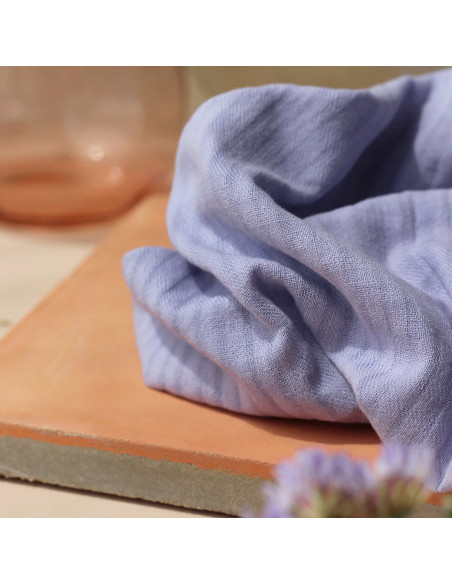Gewebter Baumwollstoff mit kleinen Karos in Mauve - La Maison Naïve