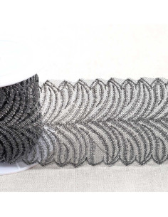 Metallstickerei auf Tüll - Schwarz und Silber