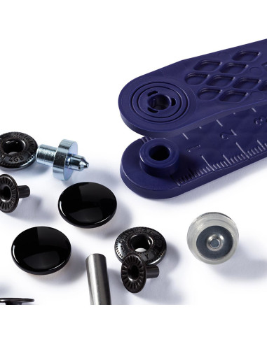 Schachtel mit 10 schwarzen Anorak-Druckknöpfen mit Werkzeug 15 mm
