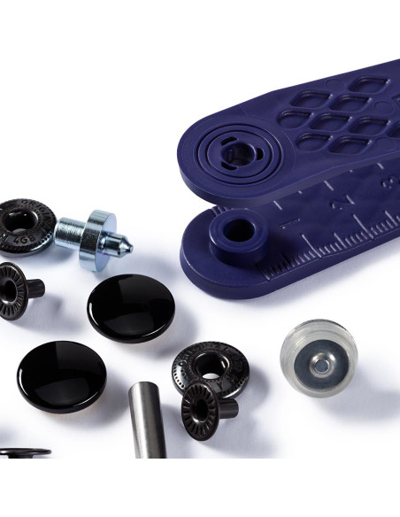 Schachtel mit 10 schwarzen Anorak-Druckknöpfen mit Werkzeug 15 mm