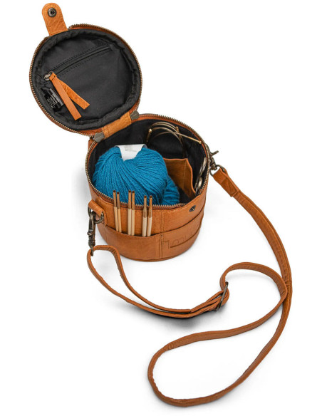 Kleine Stricktasche aus Leder Muud Saturn Mini - Whisky