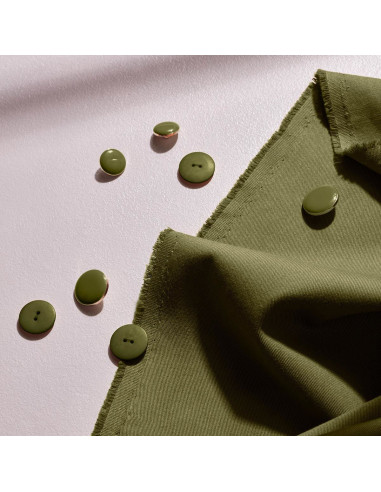 Leichter Gabardine-Stoff aus Baumwolle in Ivy Green - Atelier Brunette