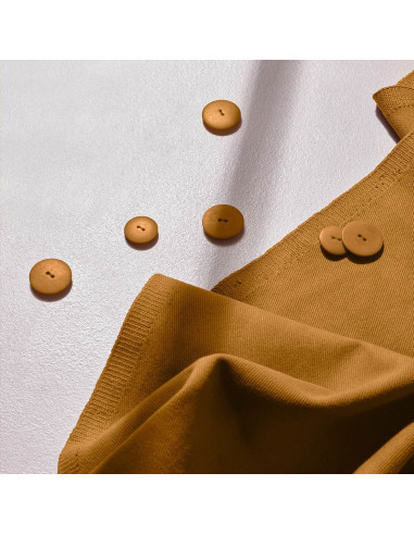 Leichter Gabardine-Stoff aus Baumwolle in Ocker - Atelier Brunette