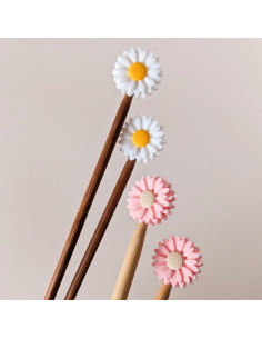 Set mit 4 Maschenstoppern für Stricknadeln - Weiße und rosa Margerite