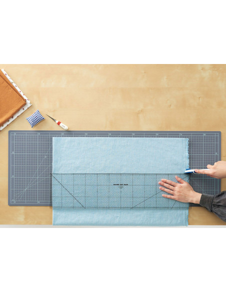 Faltbare Schneidematte Clover - 32 cm x 90 cm