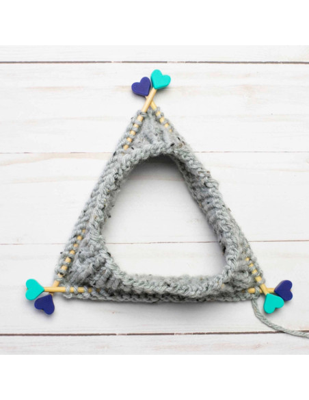 Maschenstopper für Stricknadeln - Blaue und grüne Herzen