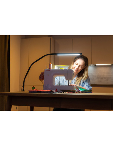 Lampe auf Tisch Daylight Electra