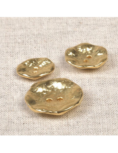 Zweilochknopf aus gehämmertem Metall - Gold