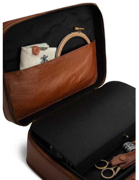 Aufbewahrungsbox für Stickerei und Nähen Muud Flora - Rich Brown