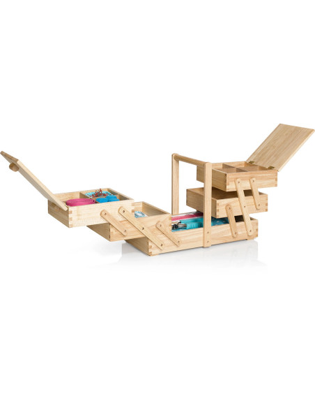 Näherin aus hellem Holz M