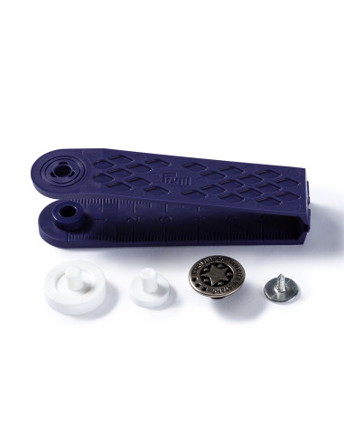 Schachtel mit 8 Jeansknöpfen 17mm
