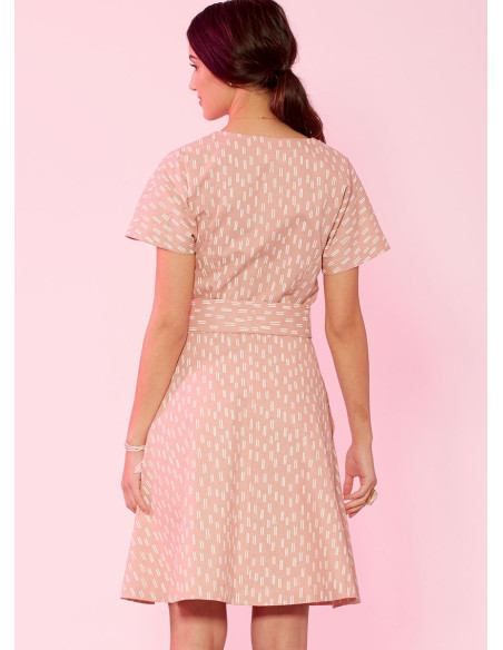Kleid- und Gürtelmuster - McCall's 7920