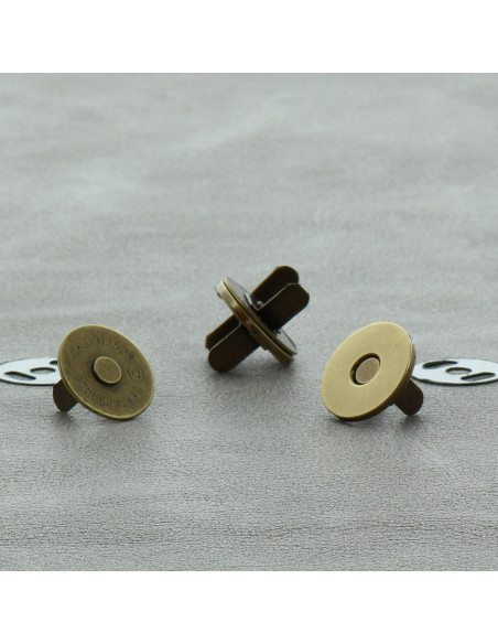 Beutel mit 2 magnetischen Verschlüssen 18 mm - Bronze