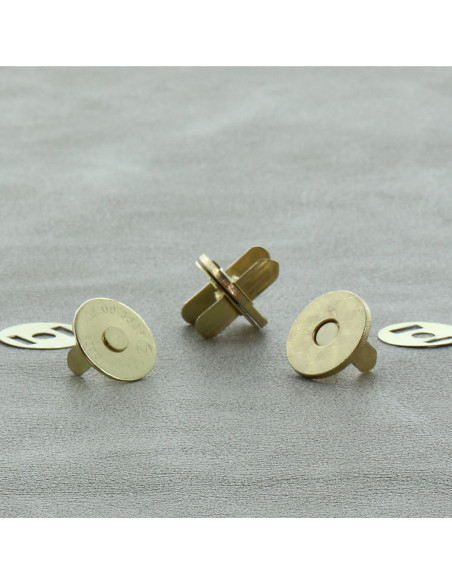 Beutel mit 2 magnetischen Verschlüssen 18 mm - Gold