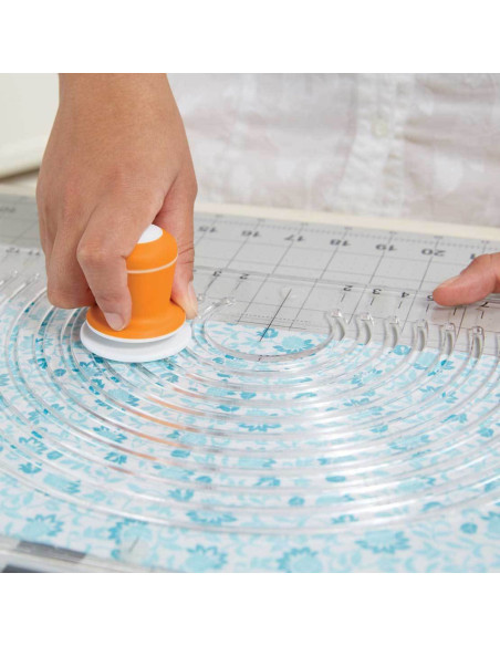 Fiskars Rollschneider für Stoffe