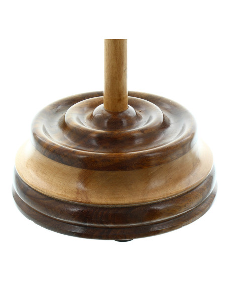 Rosenholz-Wollwickler auf Rascol-Tisch