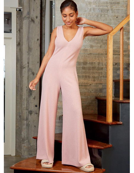 Patron de barboteuse, combinaison, robe de chambre et ceinture - McCall's 8245