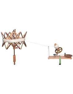 KnitPro Signature Wollabwickler aus Holz 2