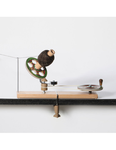 KnitPro Signature Holzspulgerät