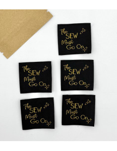 Satz von 5 gewebten Aufnähern zum Aufnähen The sew must go on 2