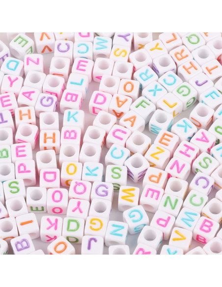 Beutel mit 100 weißen quadratischen Perlen - Mehrfarbige Buchstaben