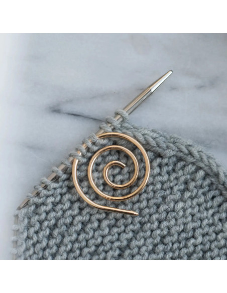 Spiral-Maschenstopper für Stricken - Gold