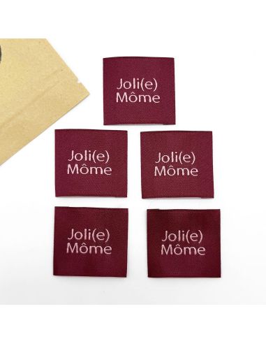 Satz von 5 aufnähbaren gewebten Etiketten Joli Môme bordeaux
