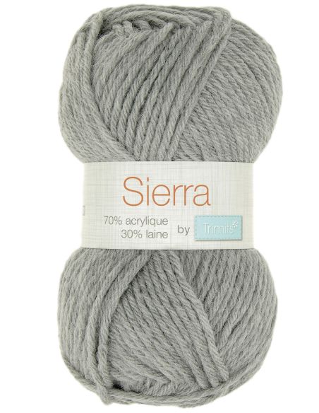Beutel mit 4 Knäueln Sierra-Strickgarn