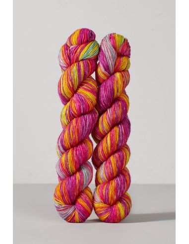 Set aus 2 Strängen Sockenwolle Echoes Fingering Gusto Wool