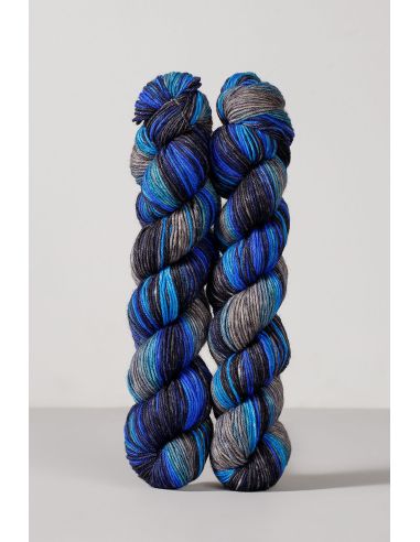 Set aus 2 Strängen Sockenwolle Echoes Fingering Gusto Wool