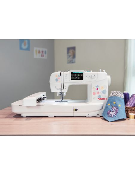 Näh- und Stickmaschine Necchi NE210