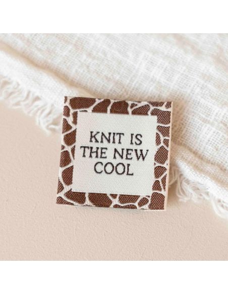 Gewebtes Etikett zum Annähen Knit is the new cool