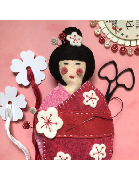 Filzset Kokeshi Nadelkissen und Scherenhalter